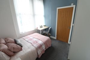 Photo 6- click for photo gallery